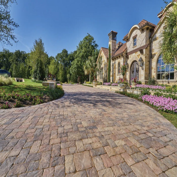Venetian Rectangle Antiqued pavers: 6x12, 60mm, creating a stunning driveway.
